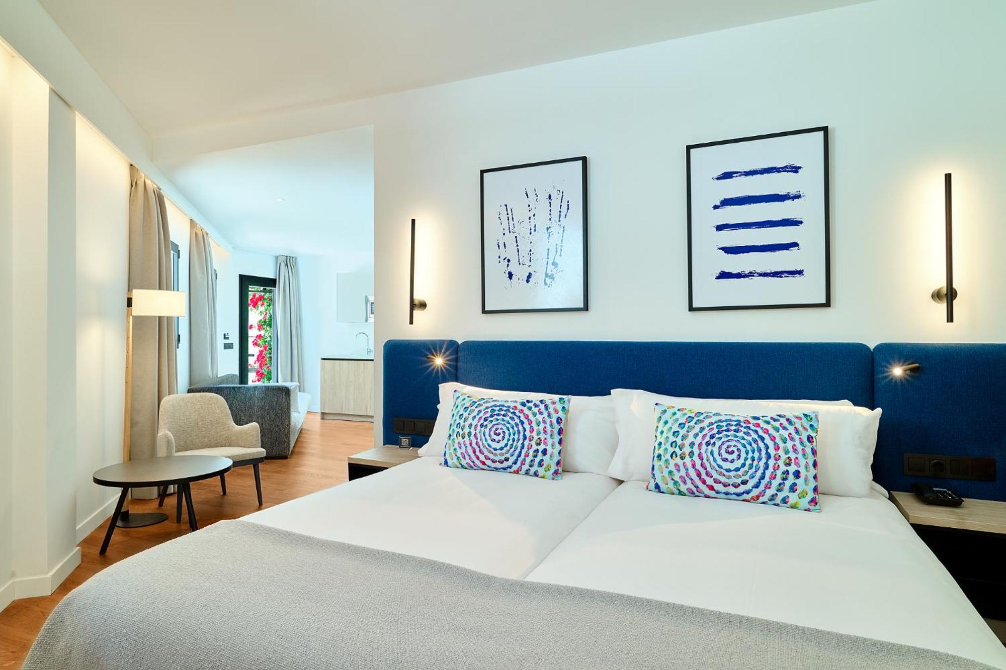 Apartamentos Luna Suites Гранада Екстер'єр фото