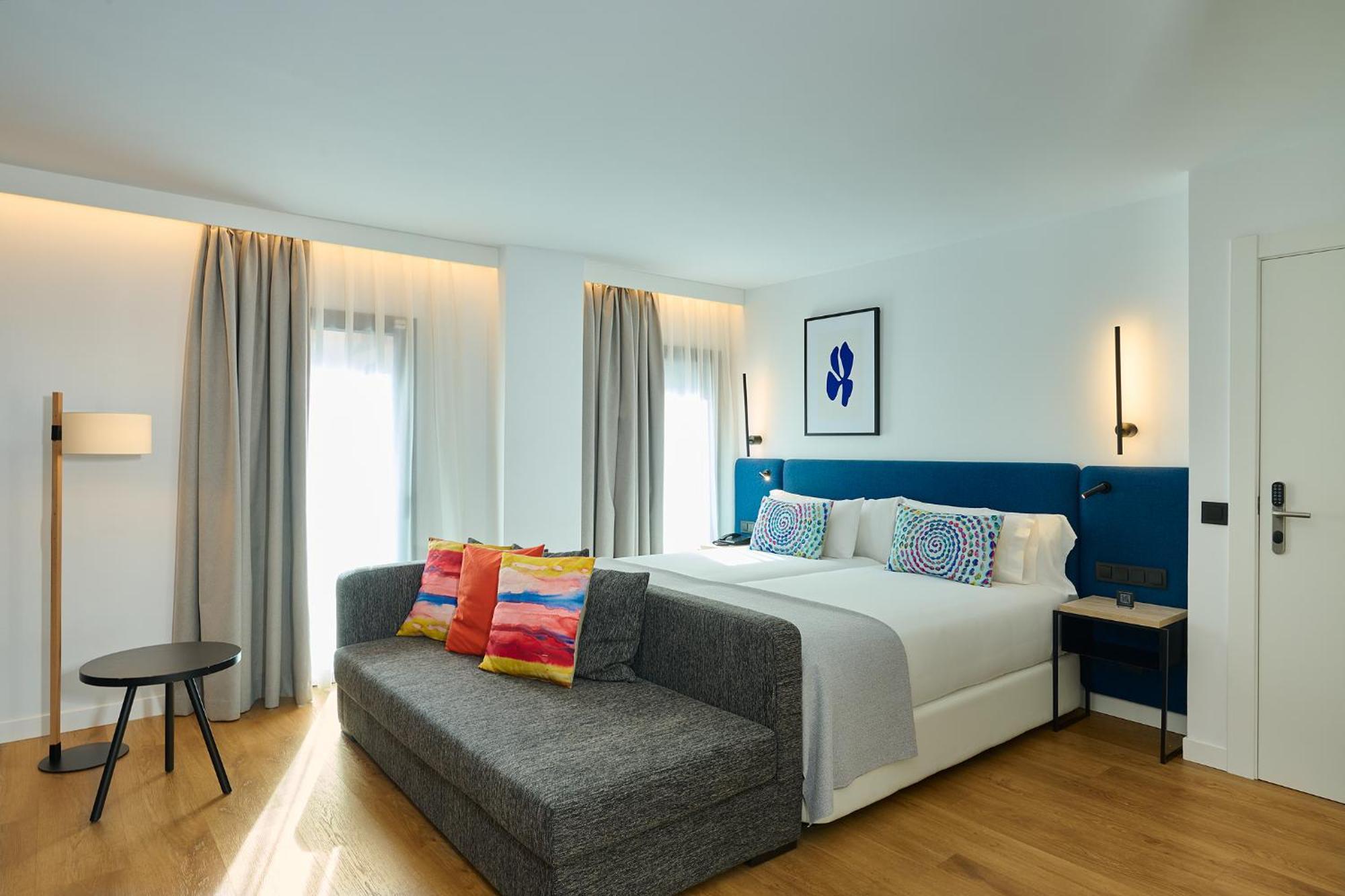 Apartamentos Luna Suites Гранада Екстер'єр фото